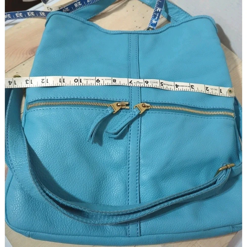 Fossil Erin Tidal Blue Soft Pebbled Leather Fold Over Crossbody Zipper Pockets
